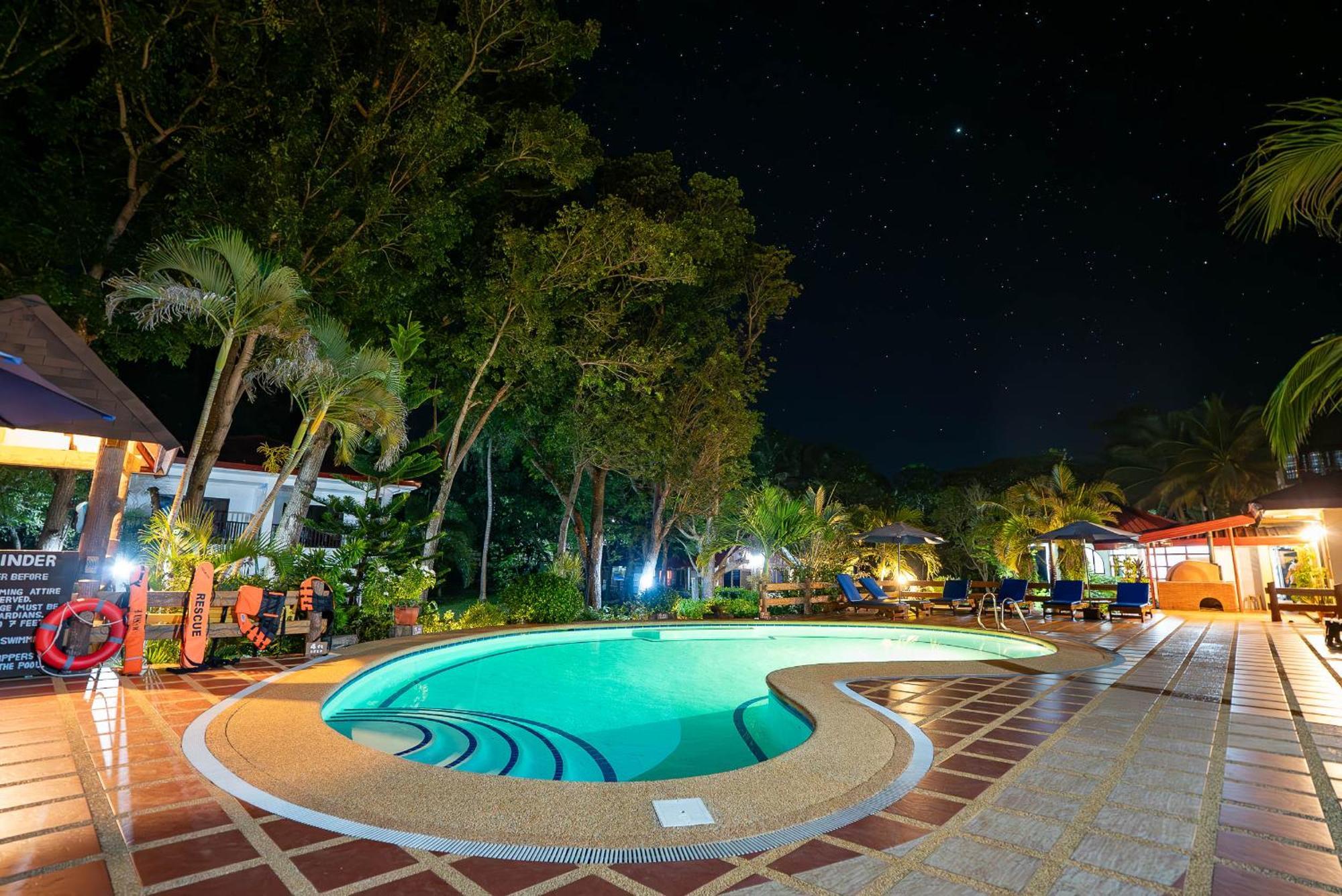 Blue Star Dive And Resort Anda  Exteriér fotografie
