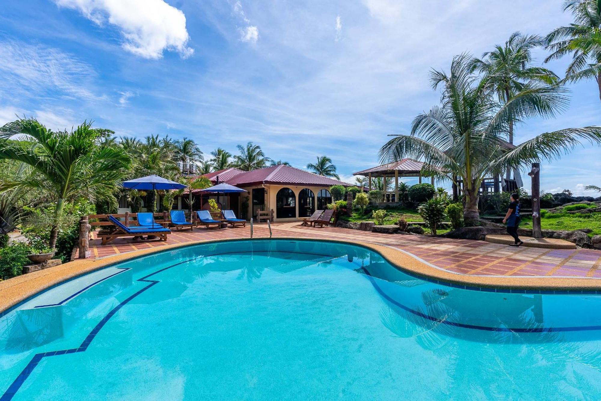 Blue Star Dive And Resort Anda  Exteriér fotografie
